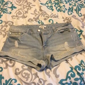 Light-wash Denim Shorts